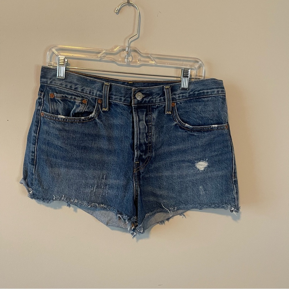 Levi’s Cut-Off Shorts 31”